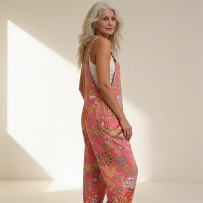Hilde | Latzhose mit strahlenden tropischen Blumen