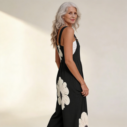 Yvette | Latzhose mit kontrastreichem Bohemian-Blumenmuster